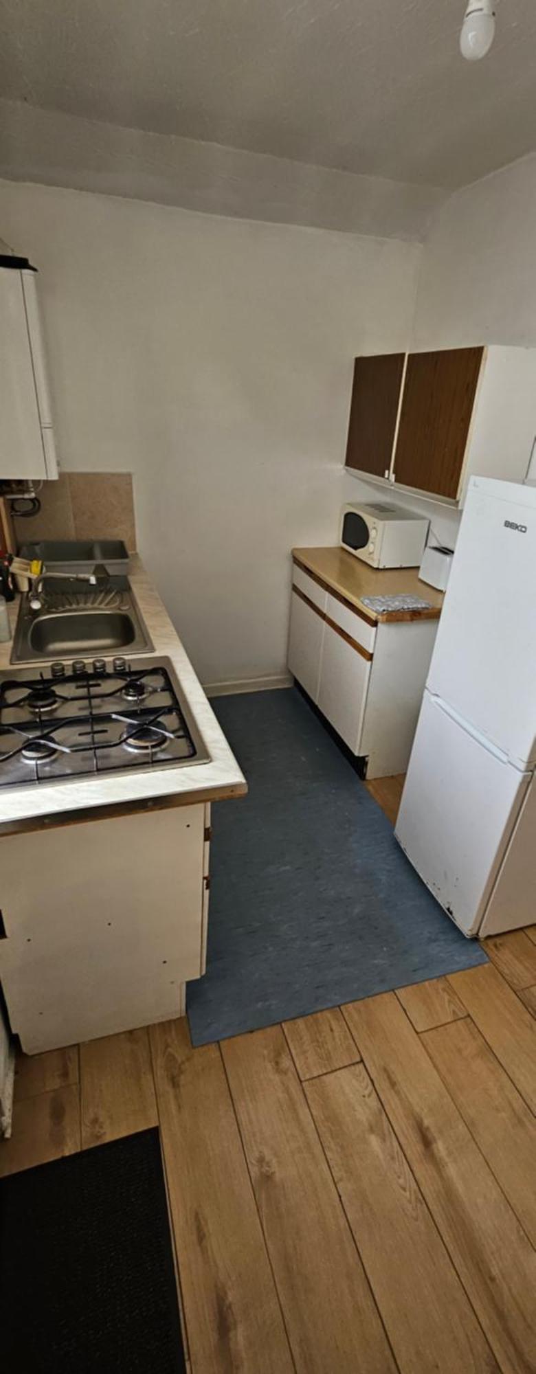 No Frills & Nothing Fancy 1 Bed Studio City Centre Cardiff Esterno foto